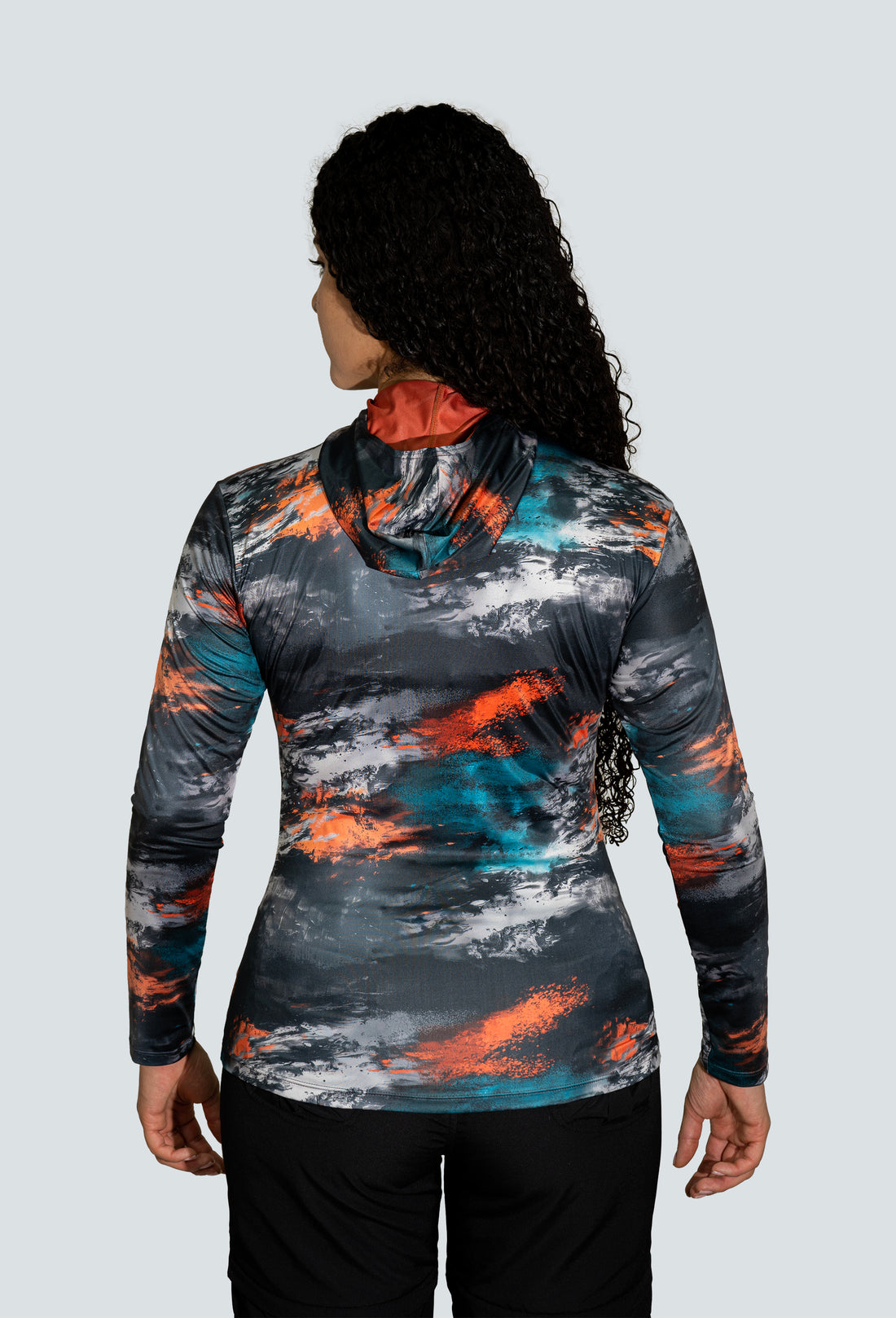 JERSEY CAPUCHA DAMA CAMMO MANCHAS AZUL NARANJA NEGRO 8042