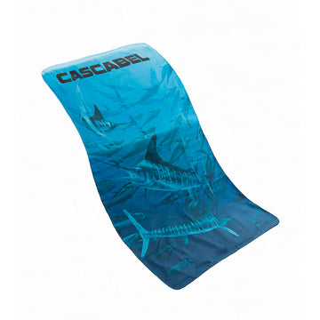 Toalla microfibra marlin cardumen fondo azul