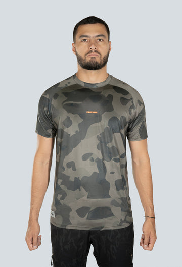 CAMISETA EN LICRA CAMMO NEBULOSO OCRE OSCURO NEGRO 8085