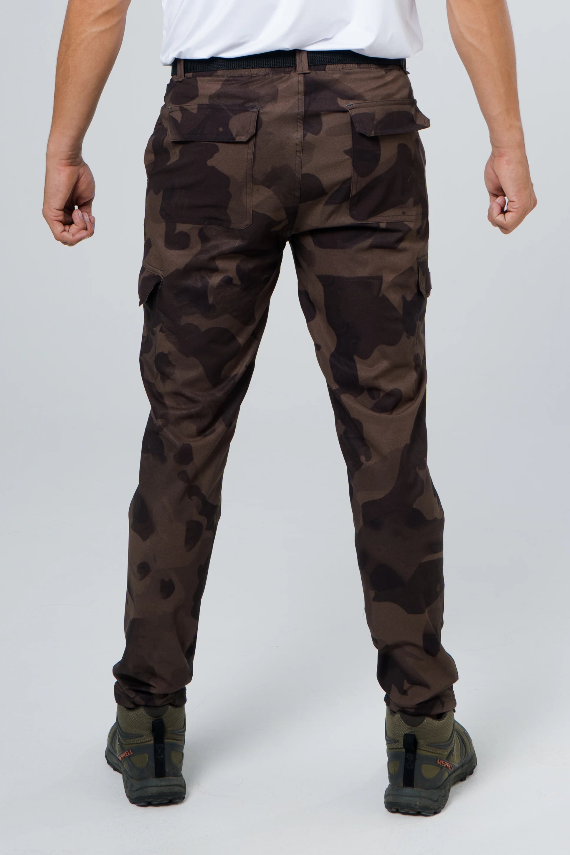 Pantalón licrado estampado caballero cammo nebuloso ocre oscuro negro