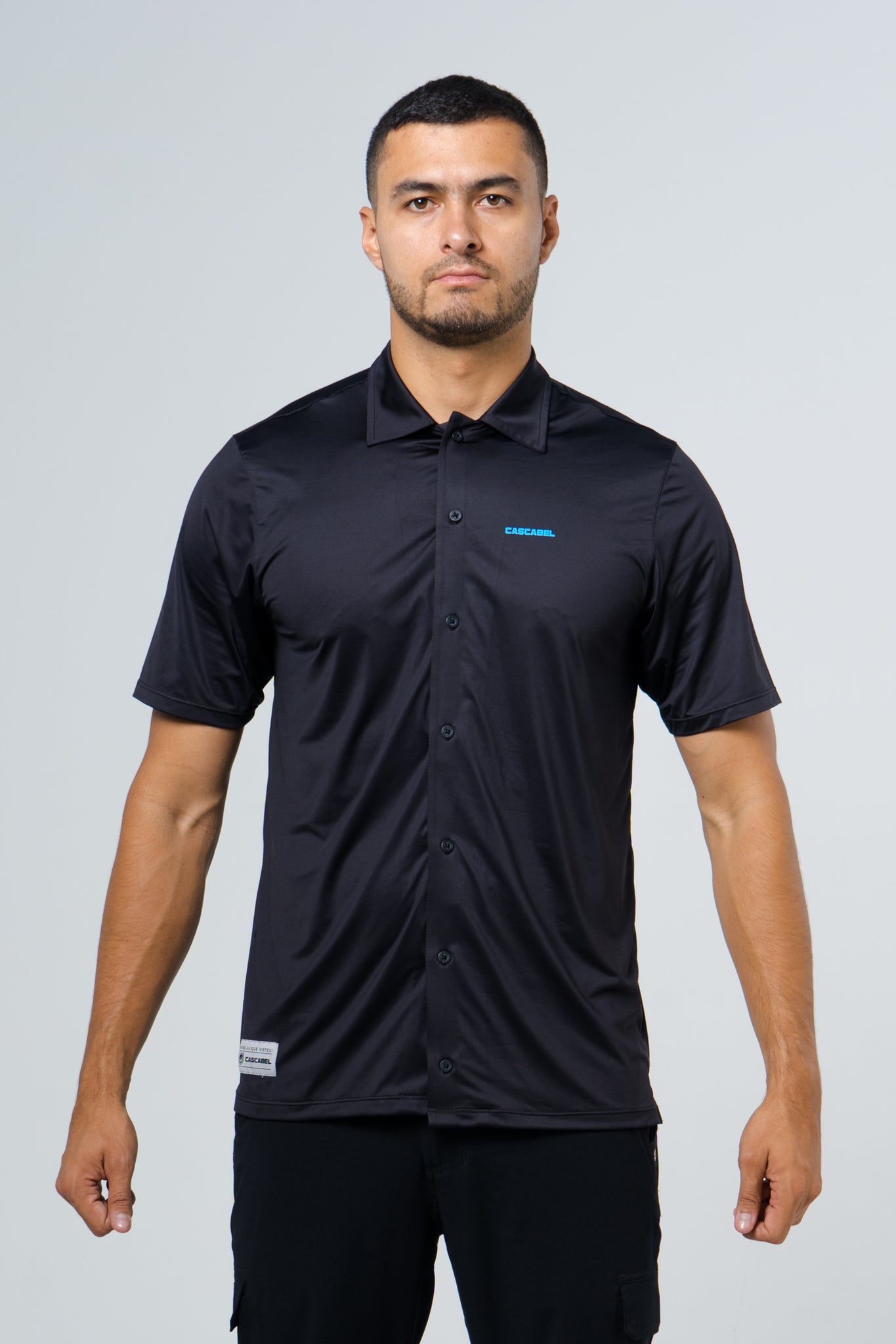 CAMISA EN LICRA MANGA CORTA NEGRO FONDO ENTERO 9506