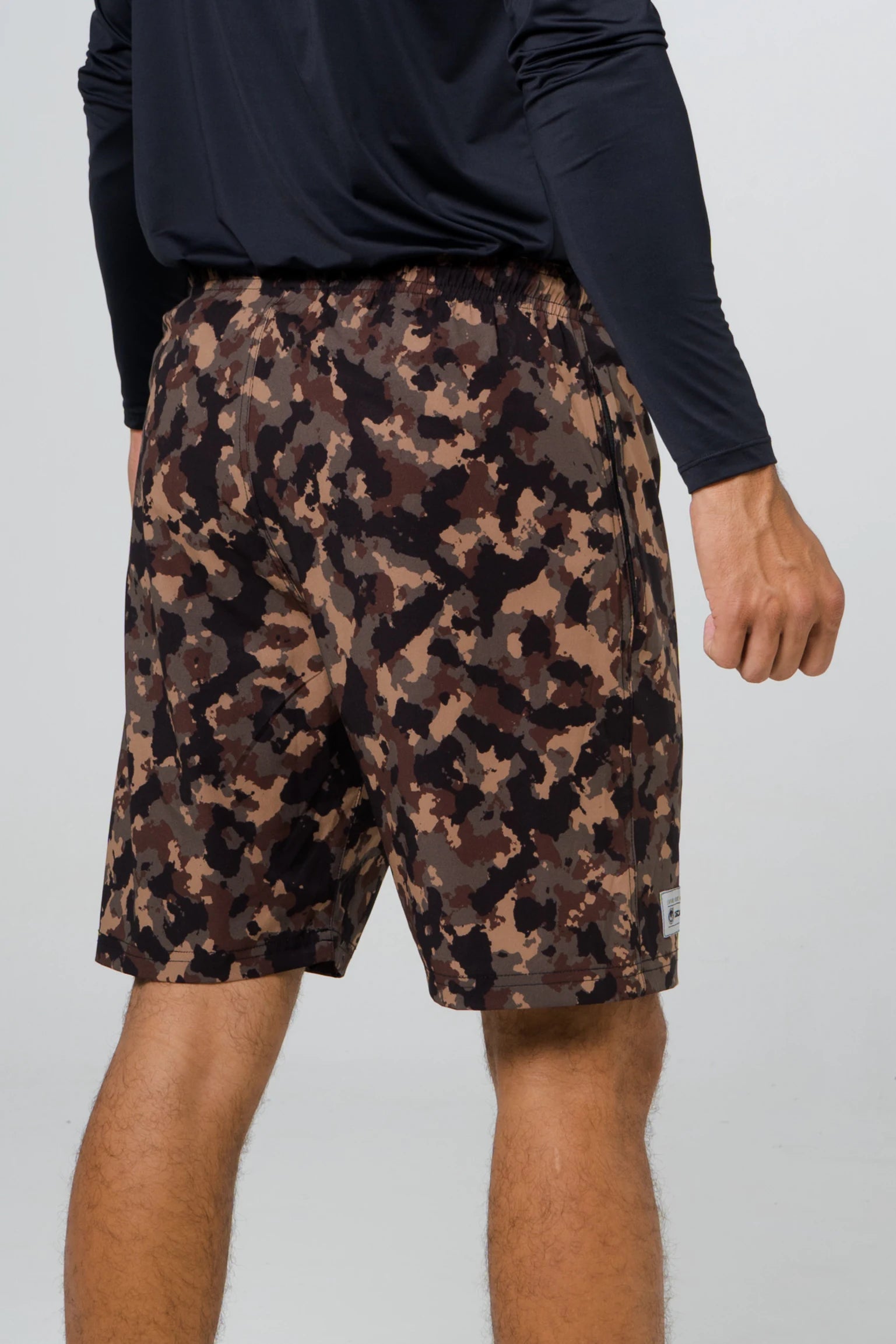 Pantaloneta licrada cierre bolsillos militar cammo beige cafe oscuro