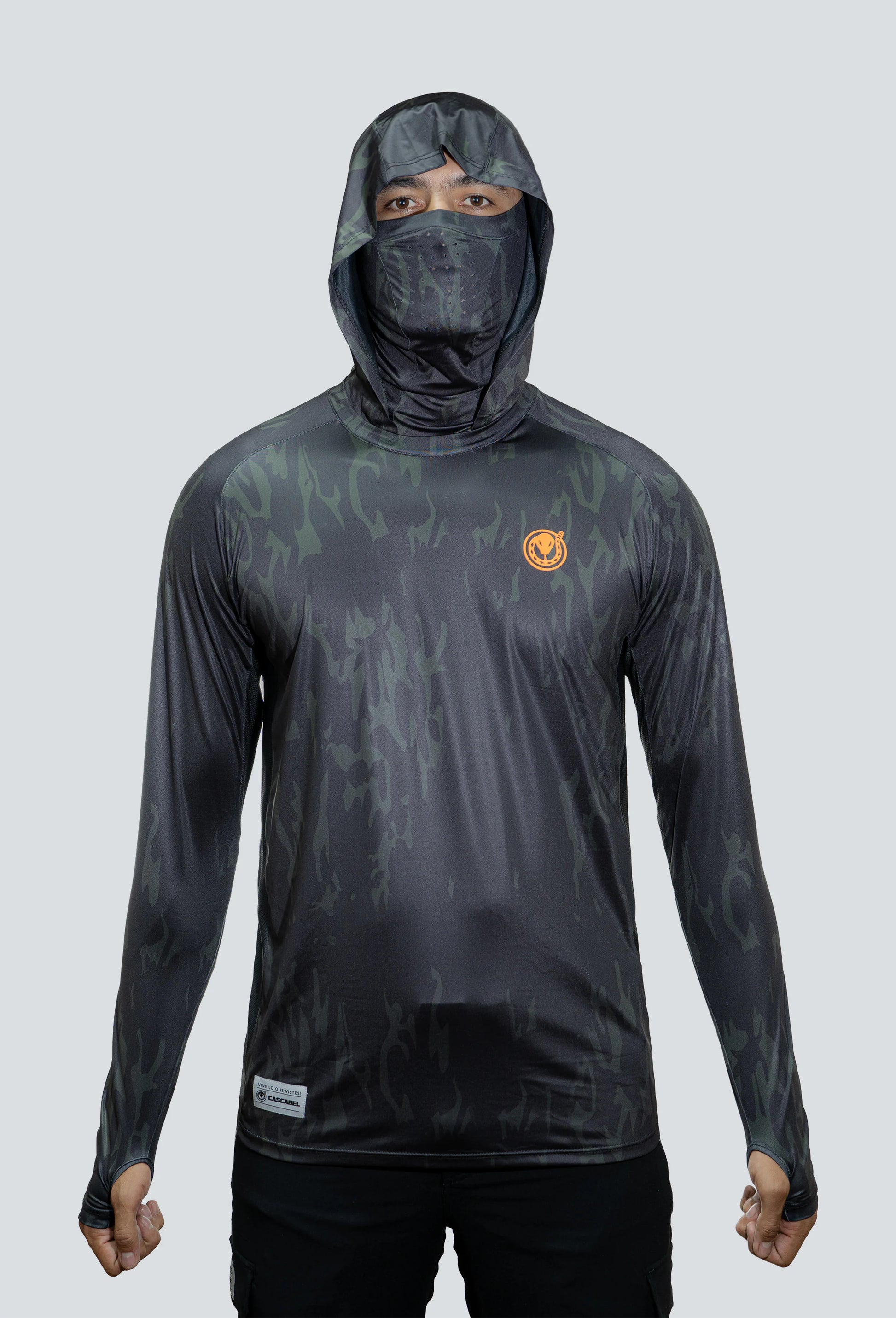 Jersey tecnico UV con proteccion facial integrada cammo militar black tex