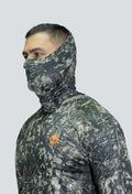 Jersey tecnico UV con proteccion facial integrada cammo pantanoso