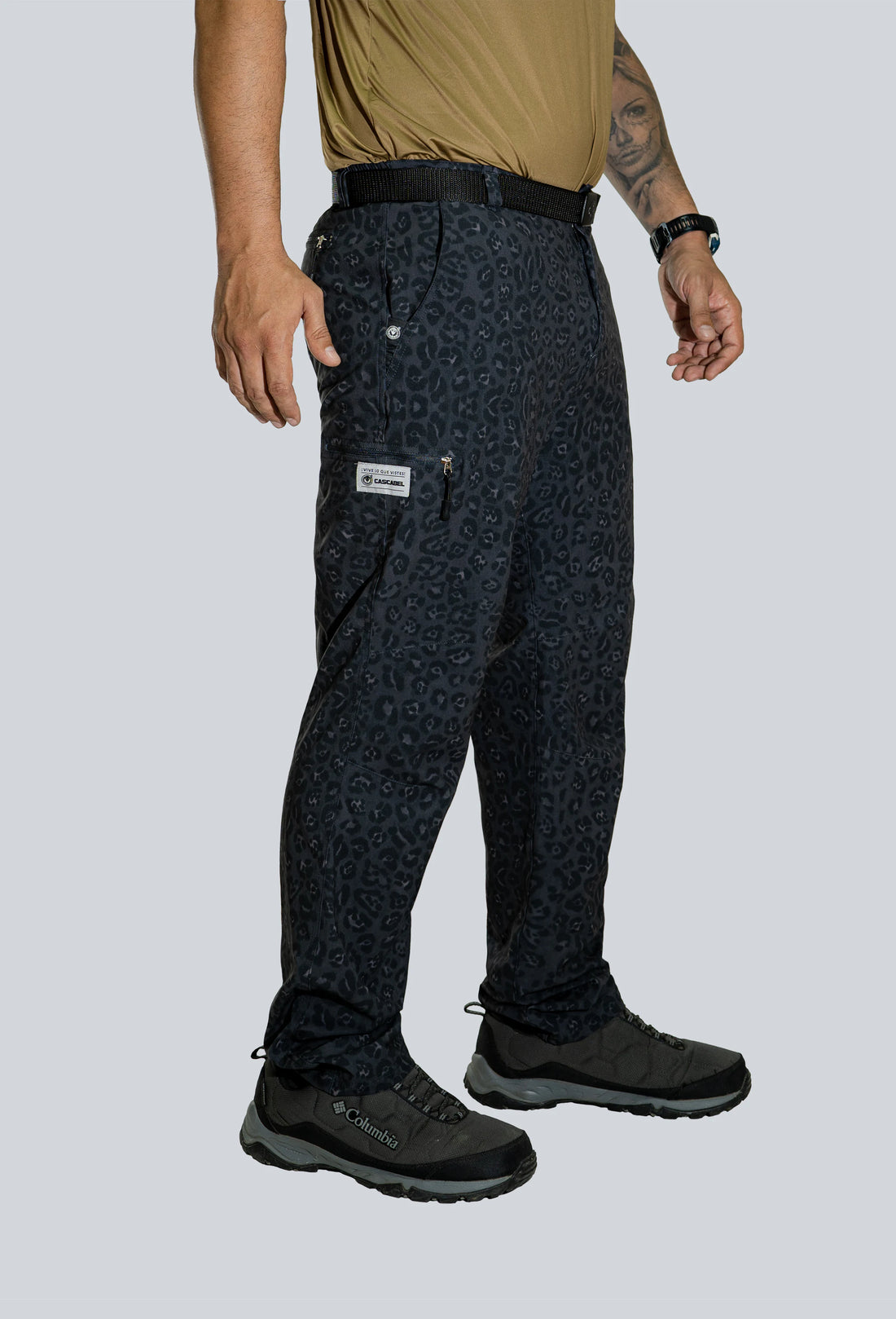 Pantalón licrado outdoor jaguar print gris