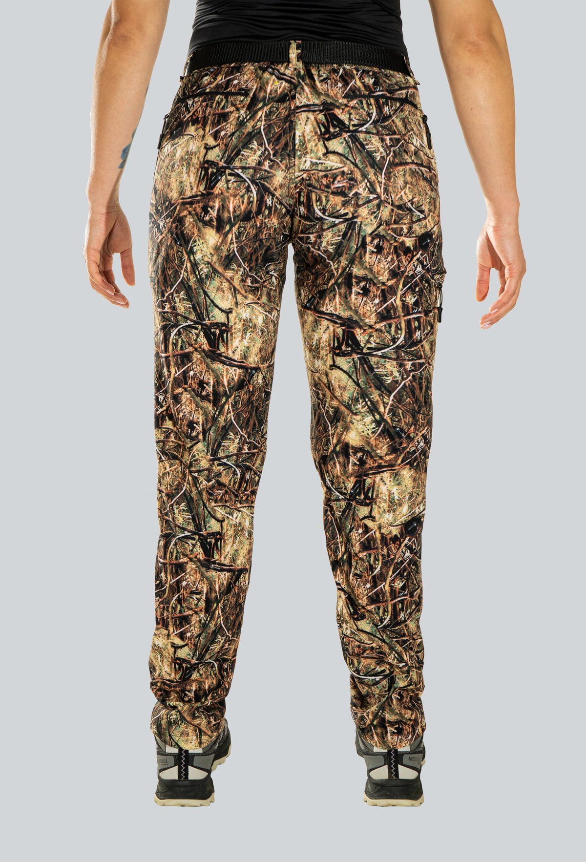 Pantalón licrado dama con cierres cammo summer brown