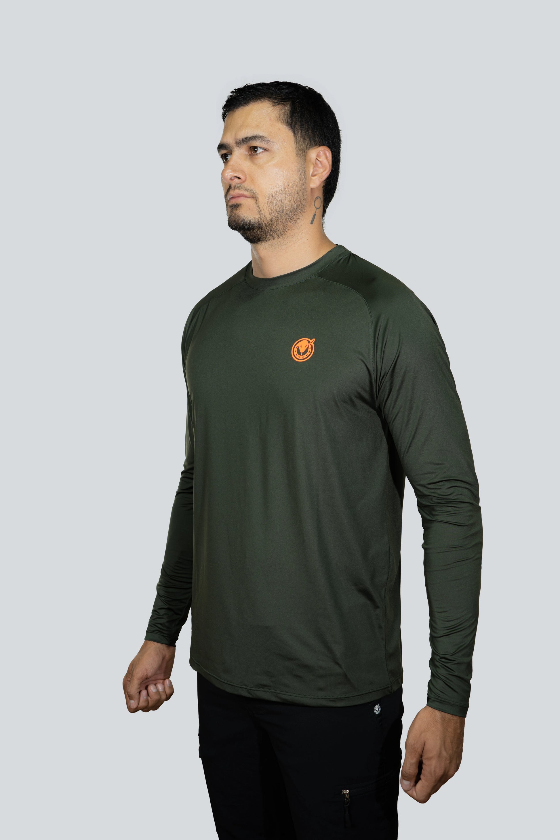 jersey cuello redondo verde militar oscuro