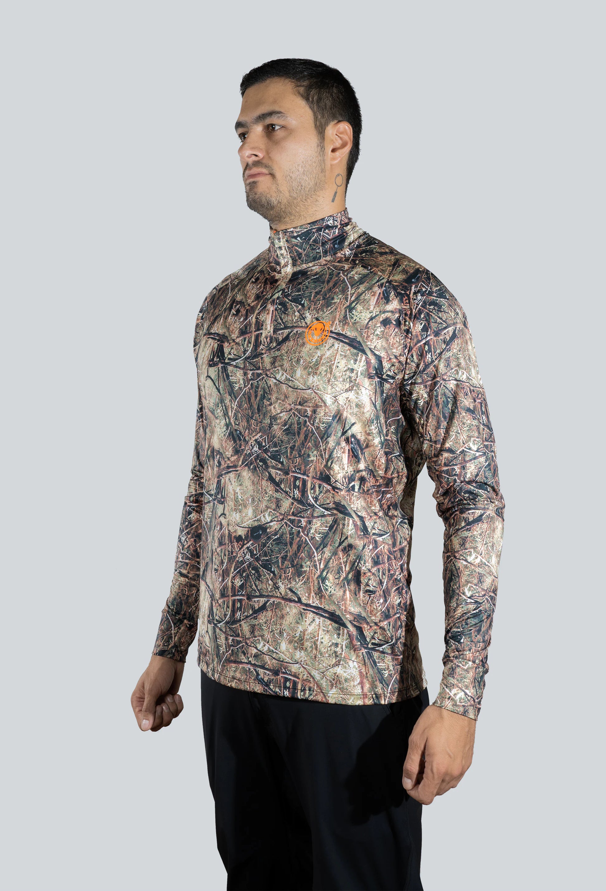 Jersey cuello tortuga manga ranglan cammo summer brown