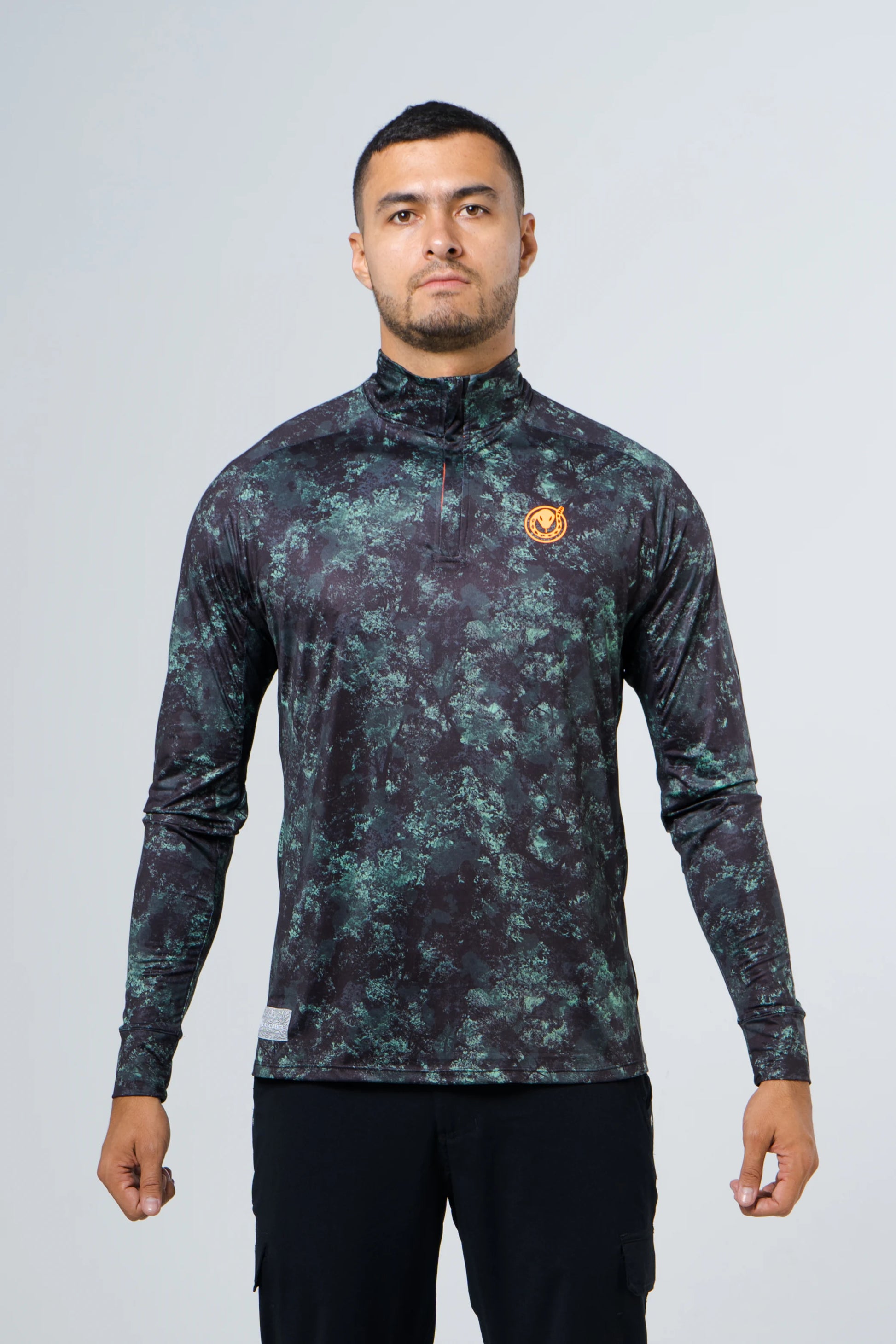 Jersey cuello tortuga manga ranglan cammo verde amazonas