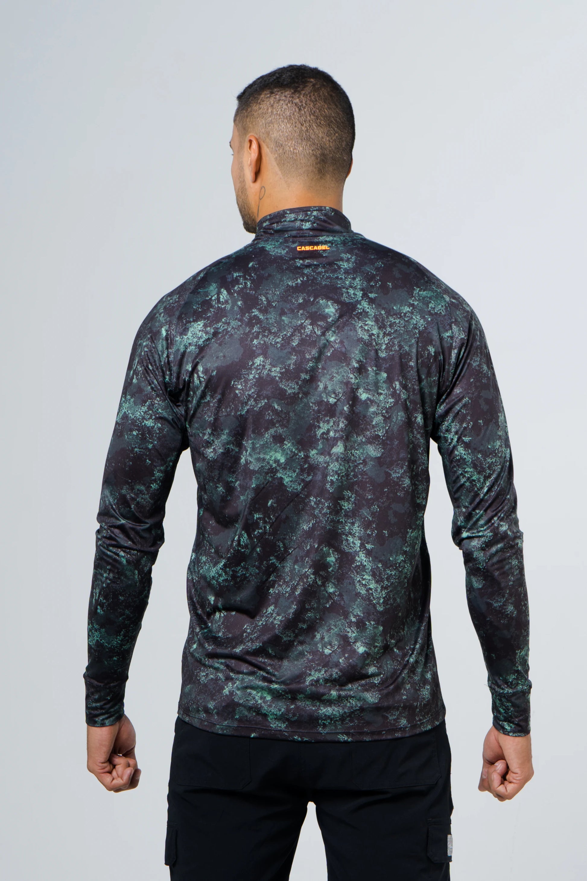 Jersey cuello tortuga manga ranglan cammo verde amazonas